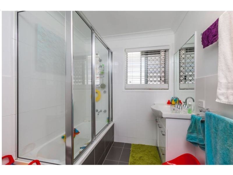 24 O’Shanesy Street, Koongal QLD 4701